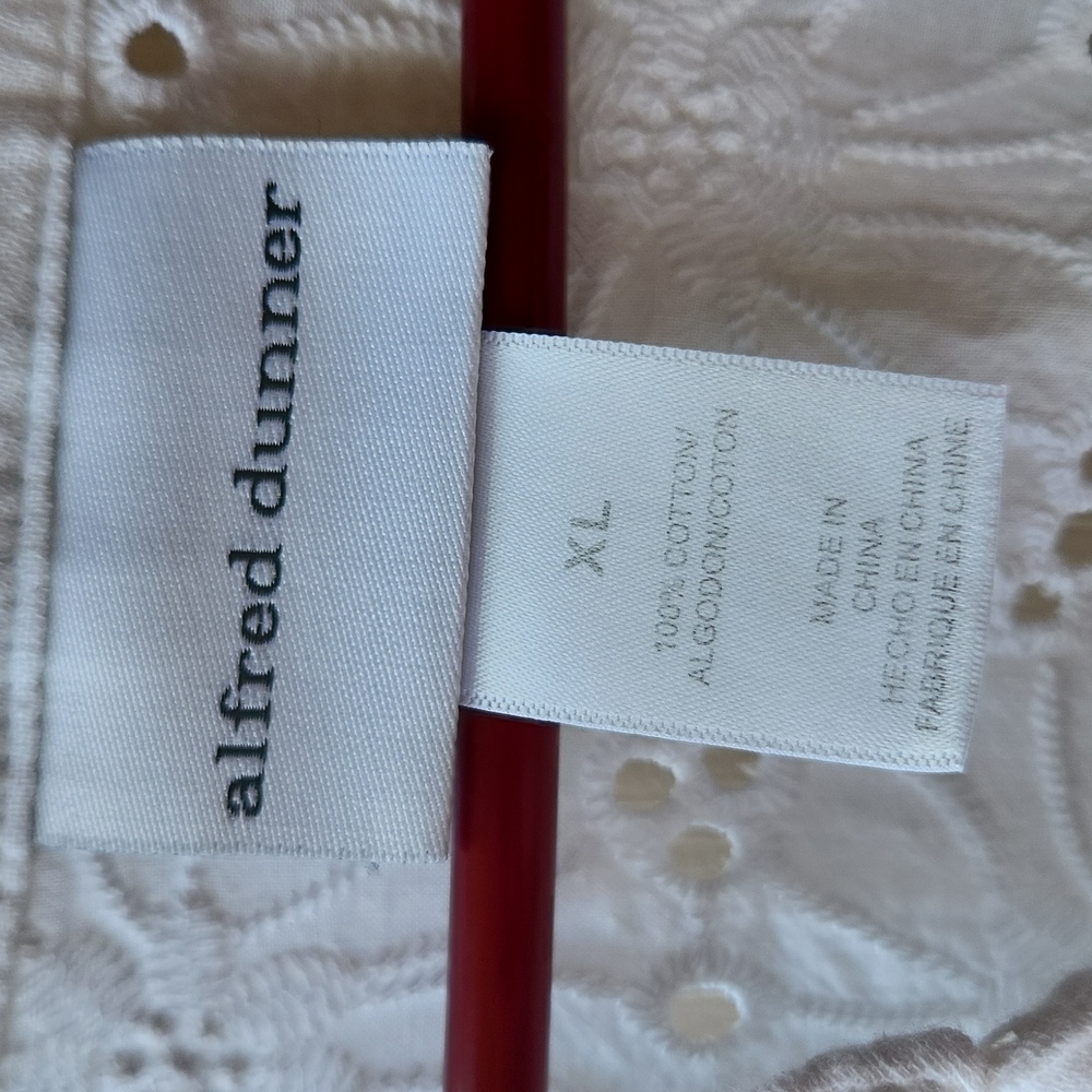 Alfred Dunner- white cotton XL floral 3/4 sleeve eyelet - Picture 11 of 11